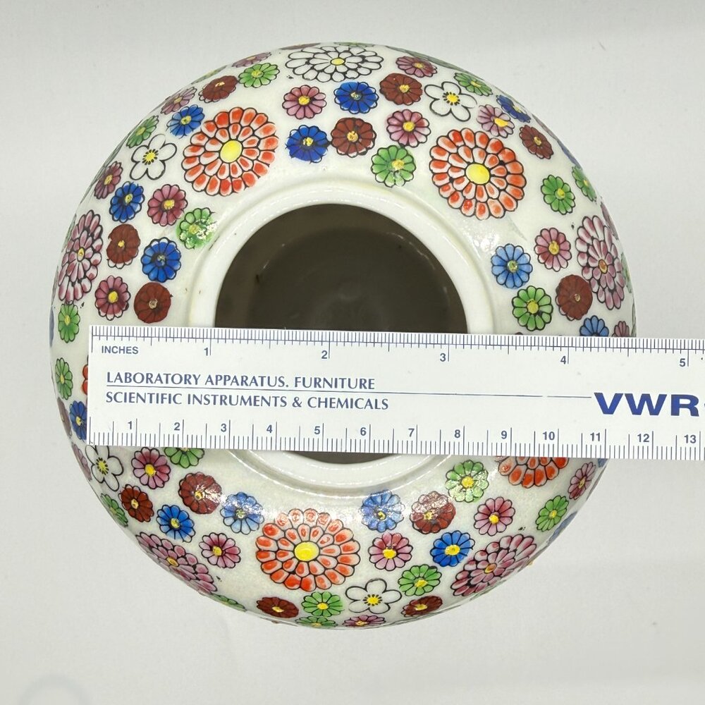 Hundreds of Flowers, Unstamped - 6 1/4" Polychrome Vase Porcelain - Picture 9 of 11